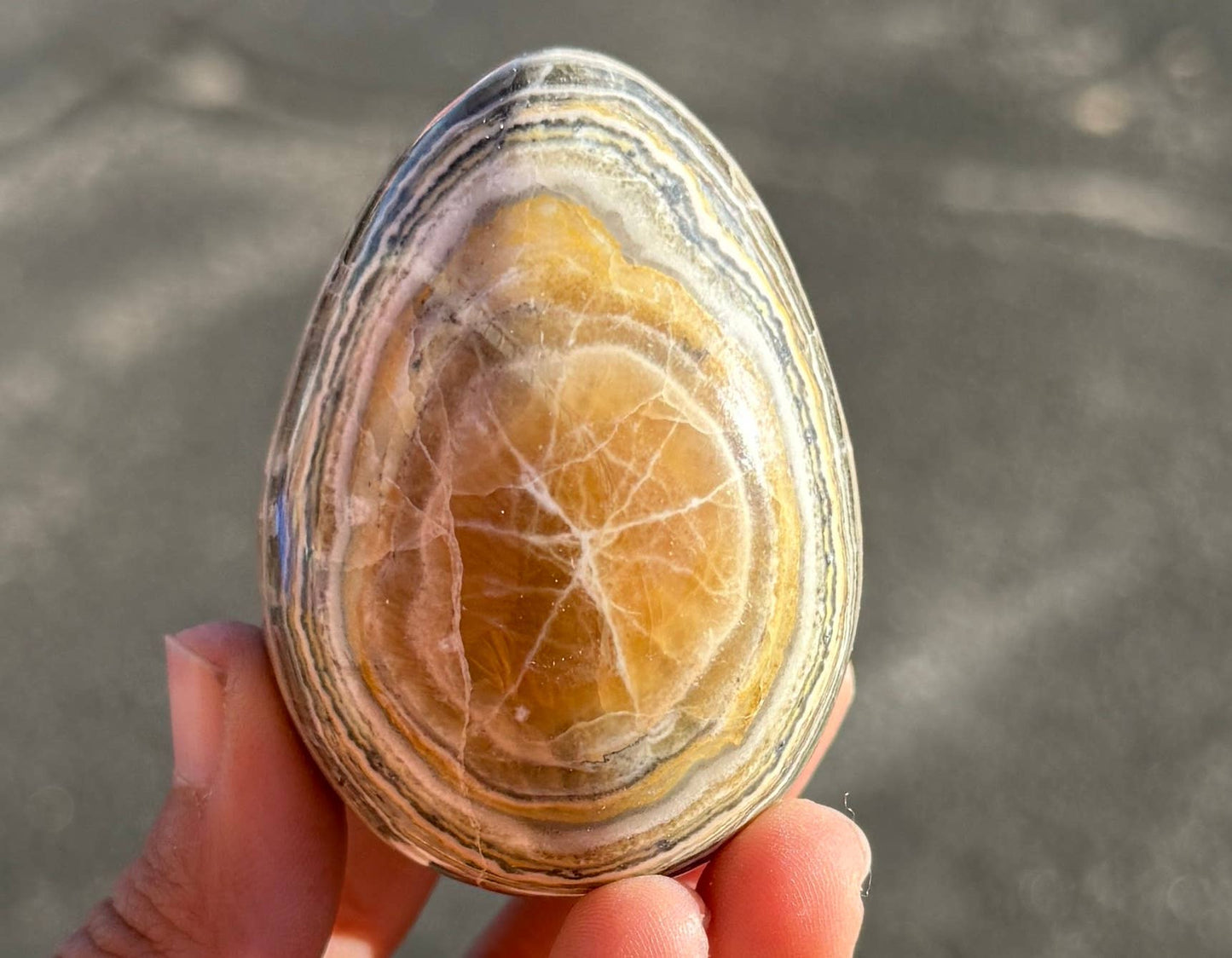 Bumblebee Calcite Eggs