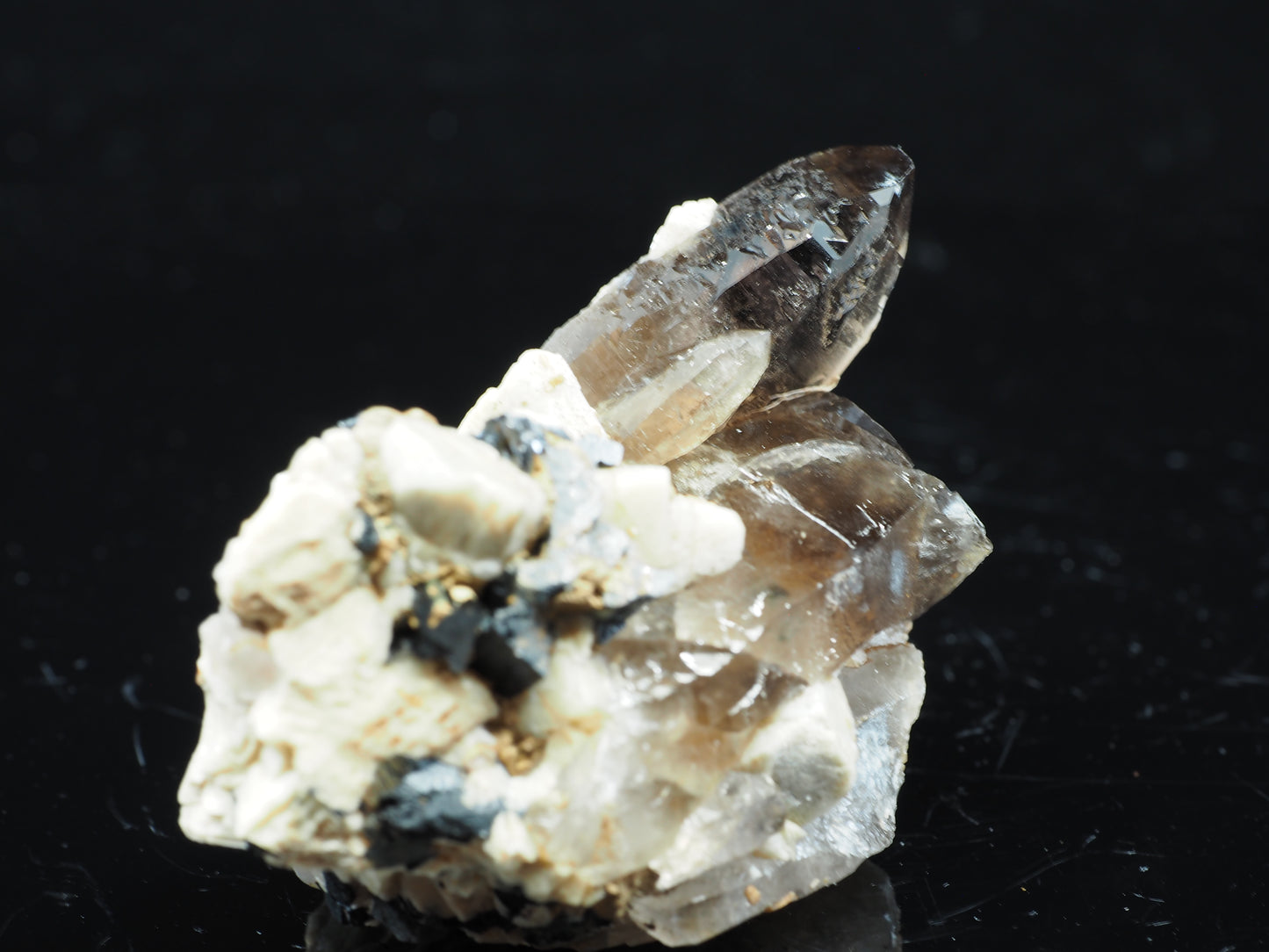 Smoky Quartz, Feldspar & Aegerine