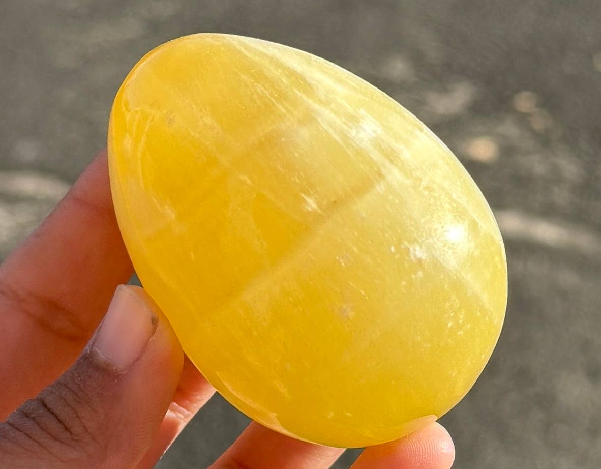 Lemon Calcite Egg