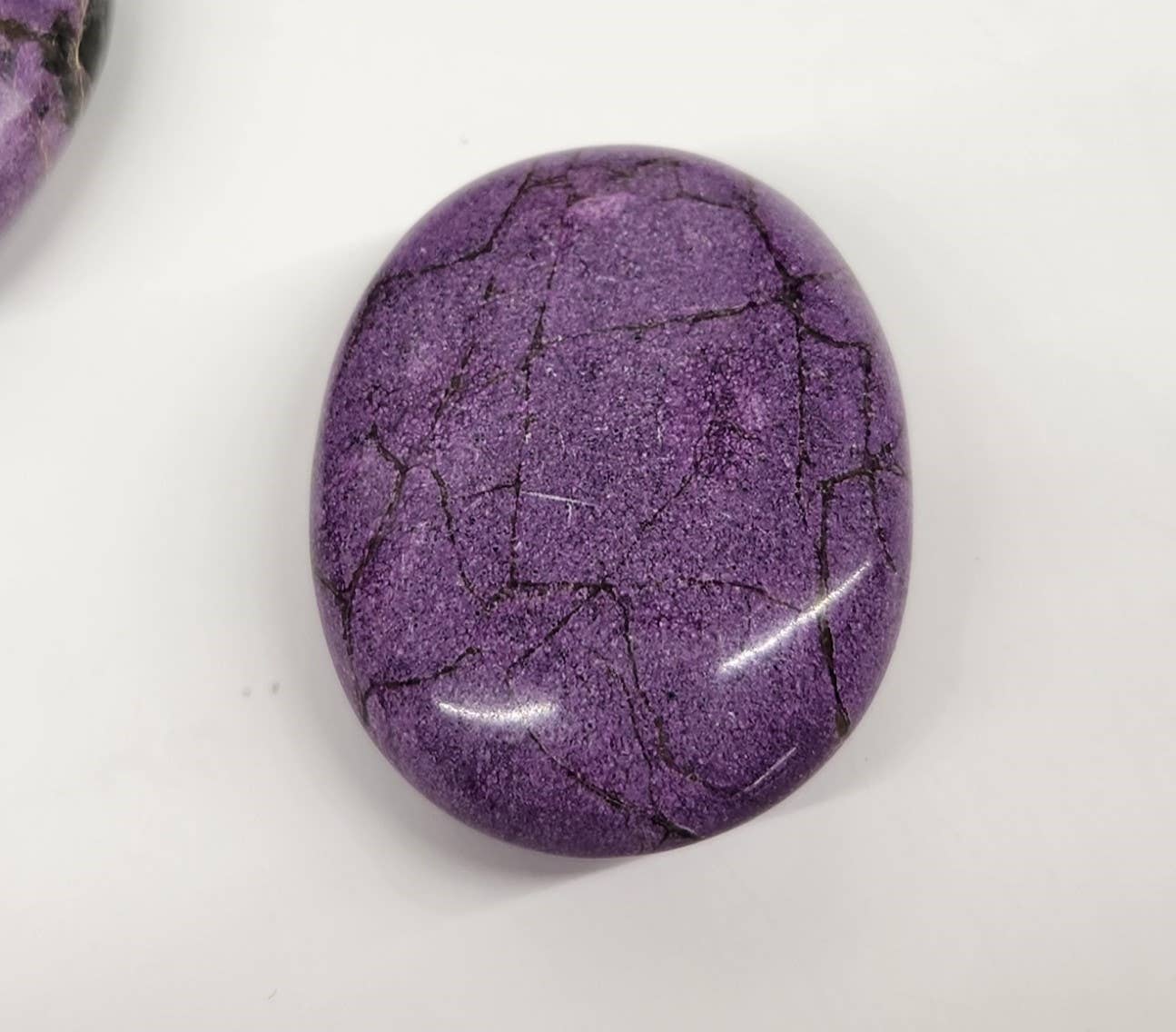 Stichtite Gemstone Palm Stones (45x35x15mm)
