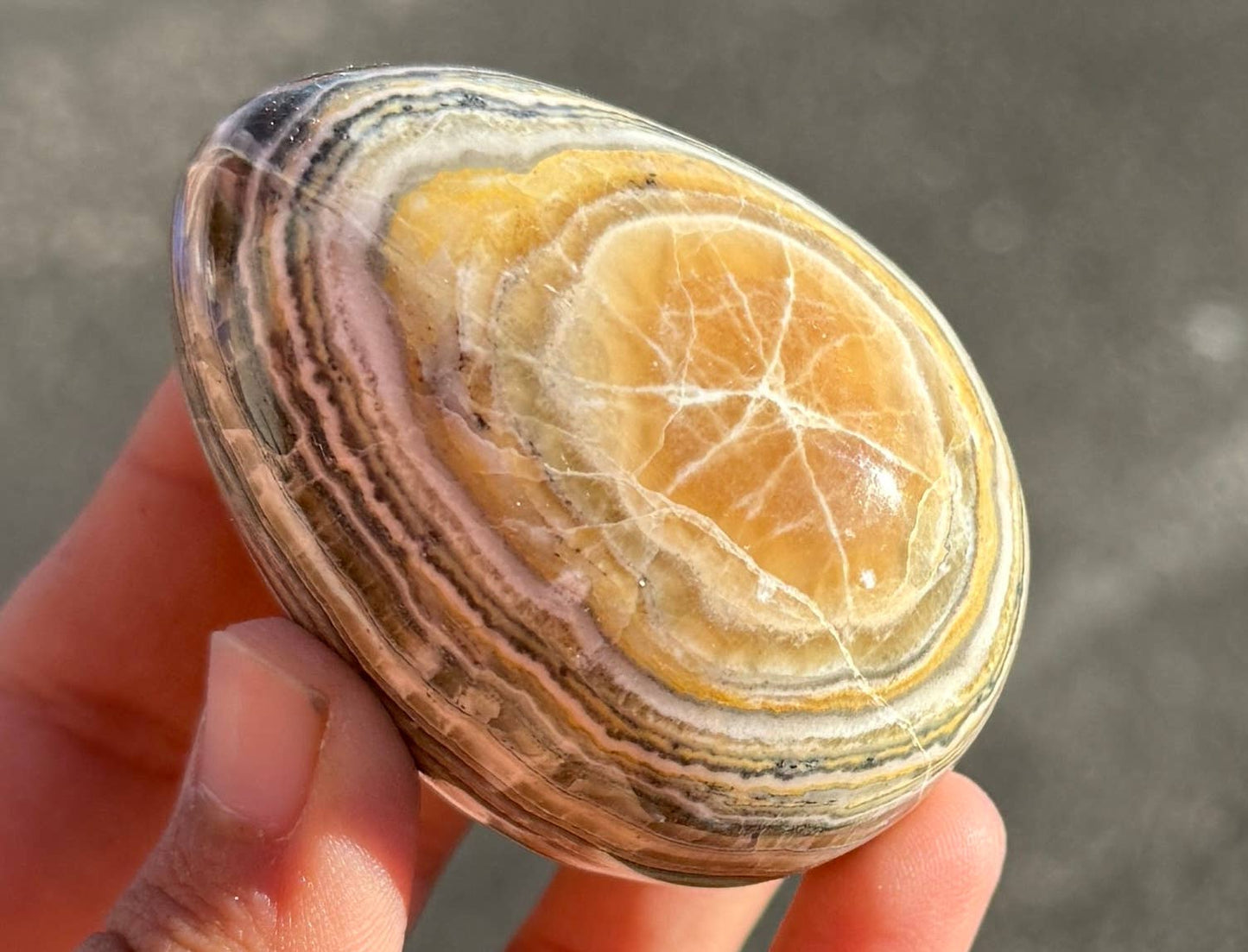 Bumblebee Calcite Eggs