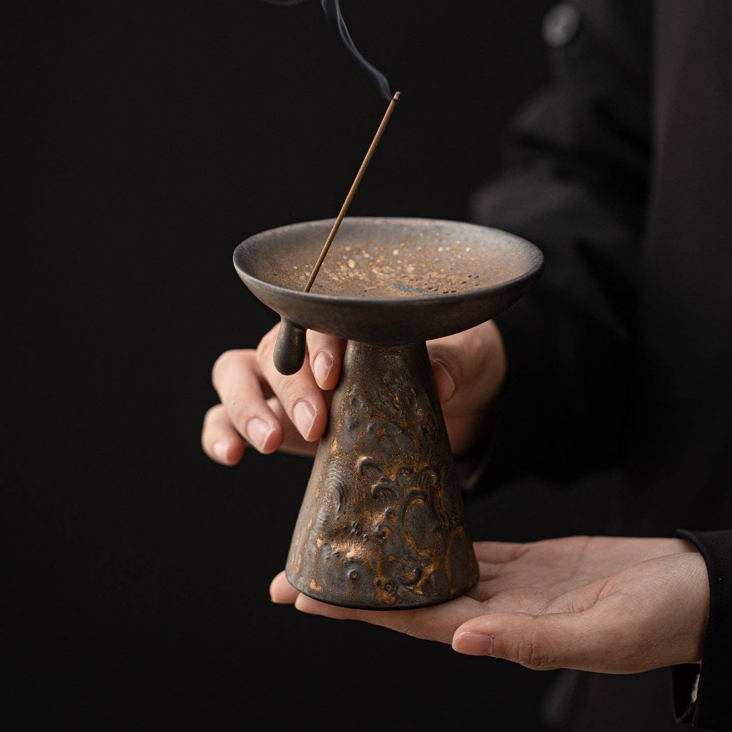 Gilded Iron Glaze - Wave Pattern Incense Burner/Candlestick
