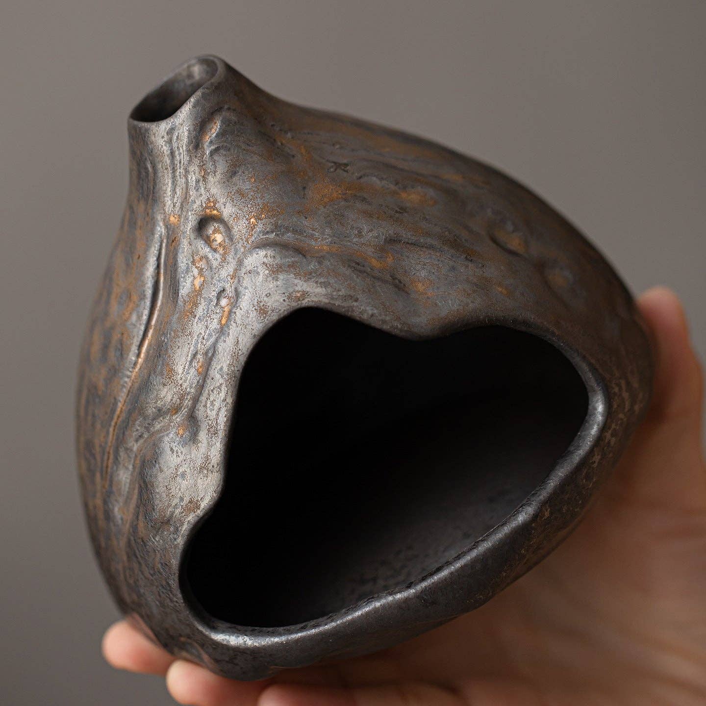 Gilded Iron Glaze - Volcano Fireplace
