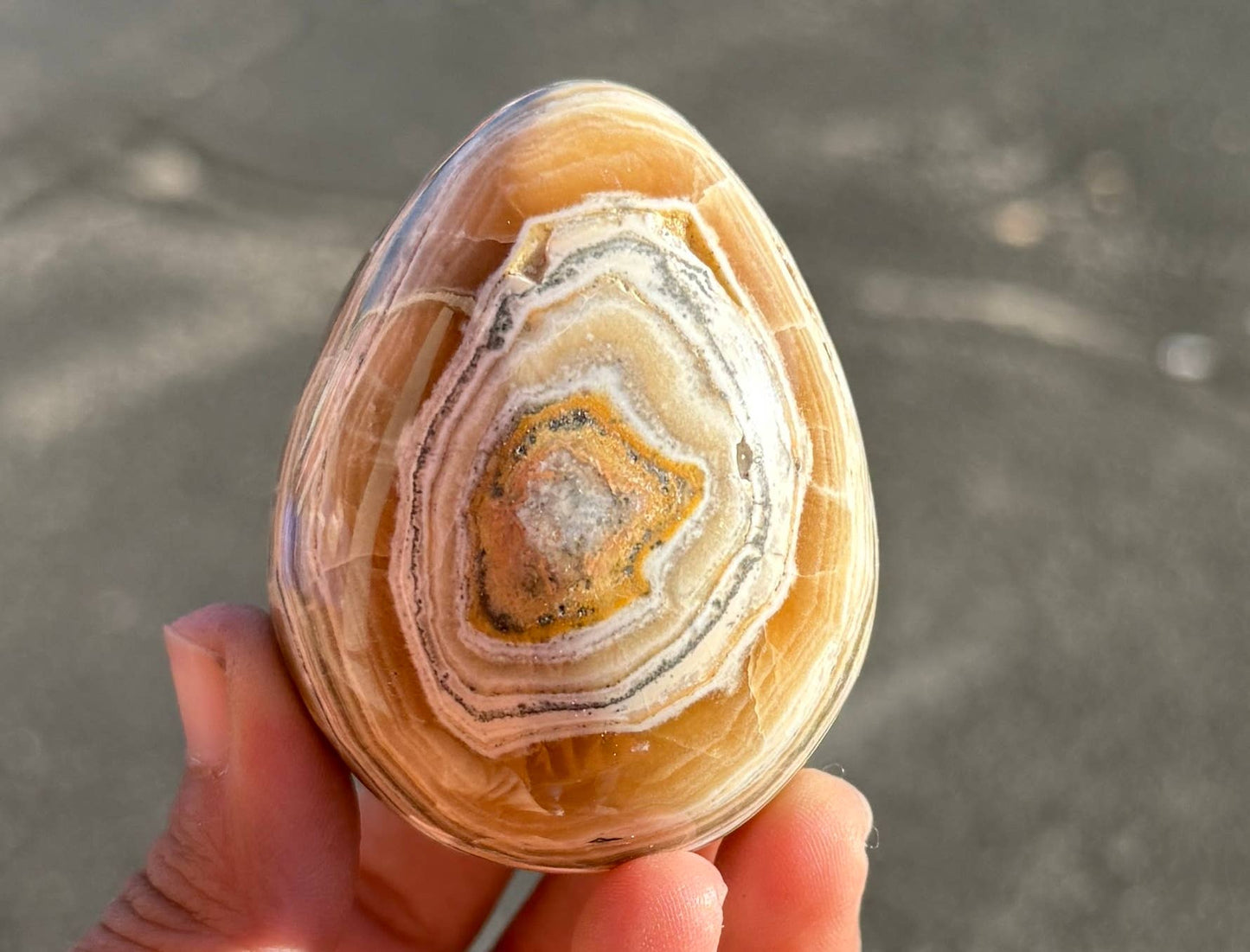 Bumblebee Calcite Eggs
